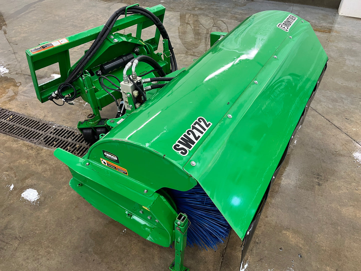 John Deere Frontier SW2172 Rotary Broom