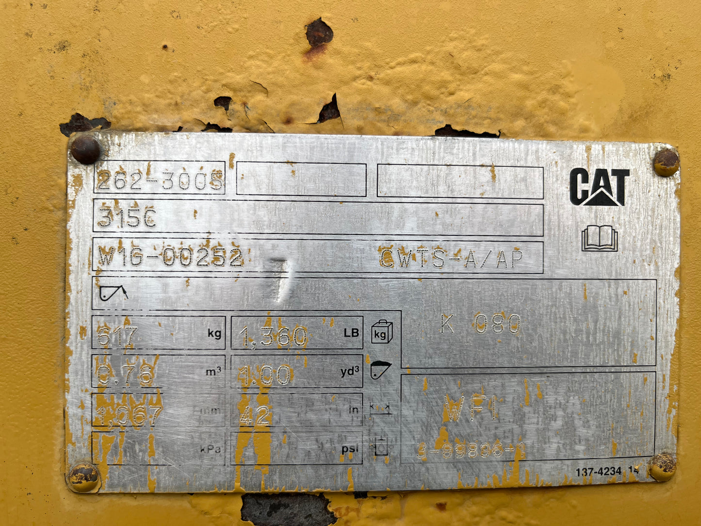 CAT 42 IN Cleanup Bucket (Fits 315C)