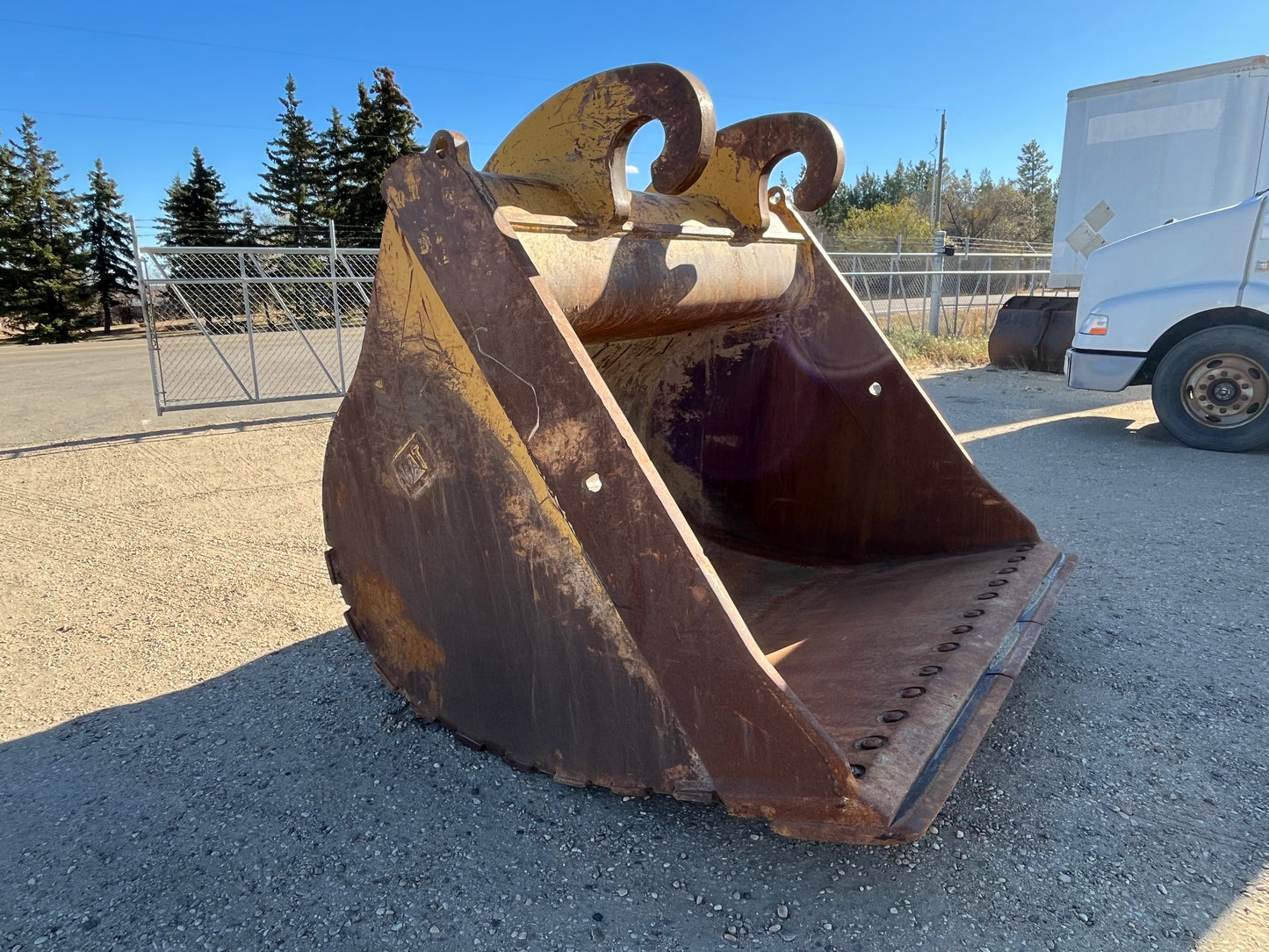 84 IN CAT Cleanup Bucket to fit 374D Excavator