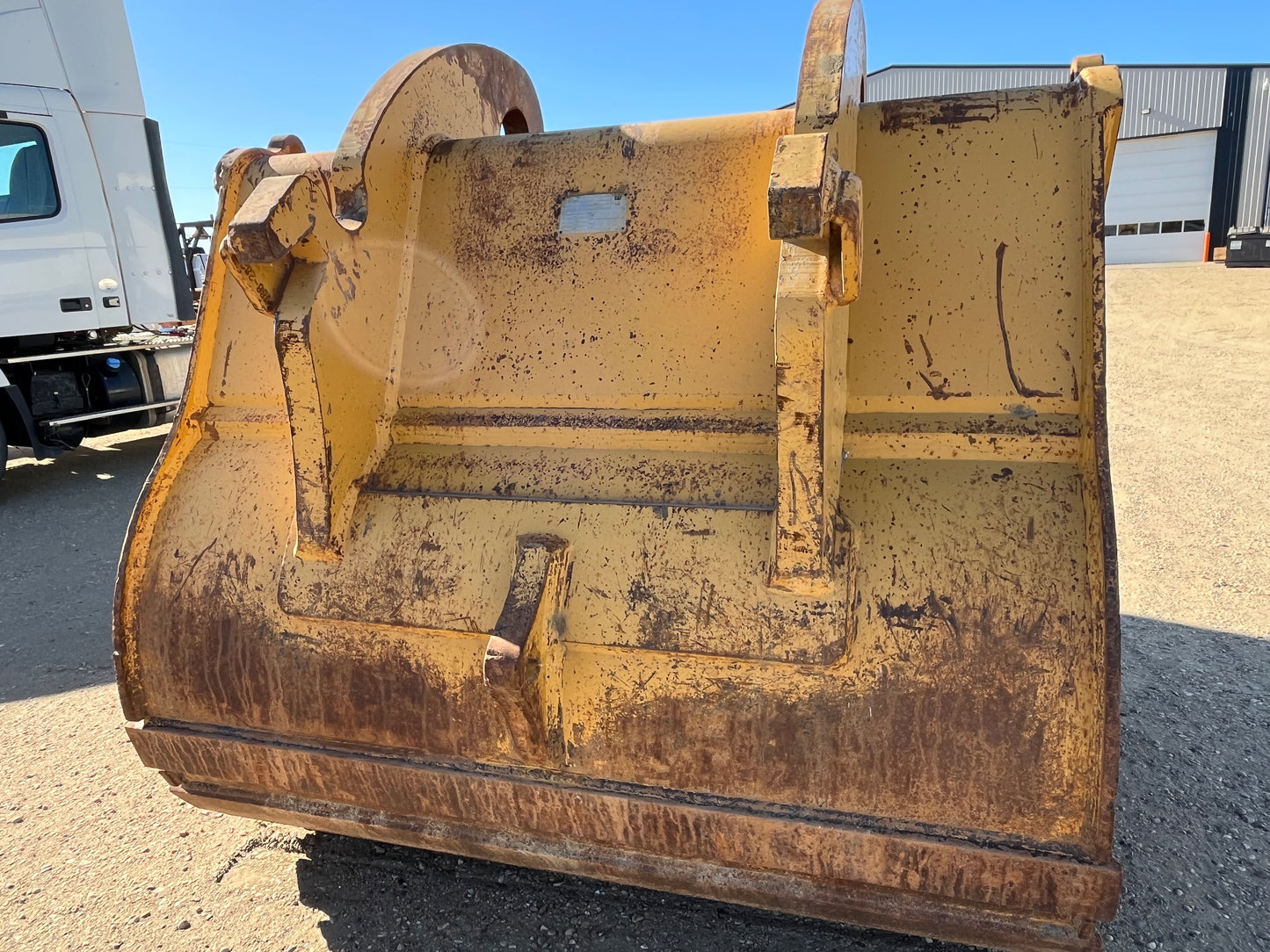 84 IN CAT Cleanup Bucket to fit 374D Excavator