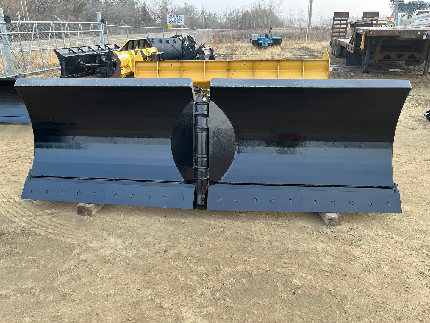 EFI V Snow Plow Hydraulic Reversible 42 x 132