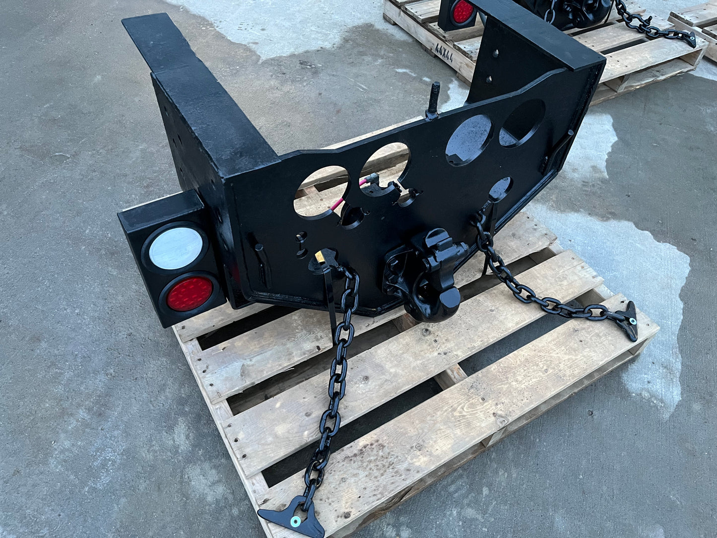 Gravel Pup Hitch with Lights