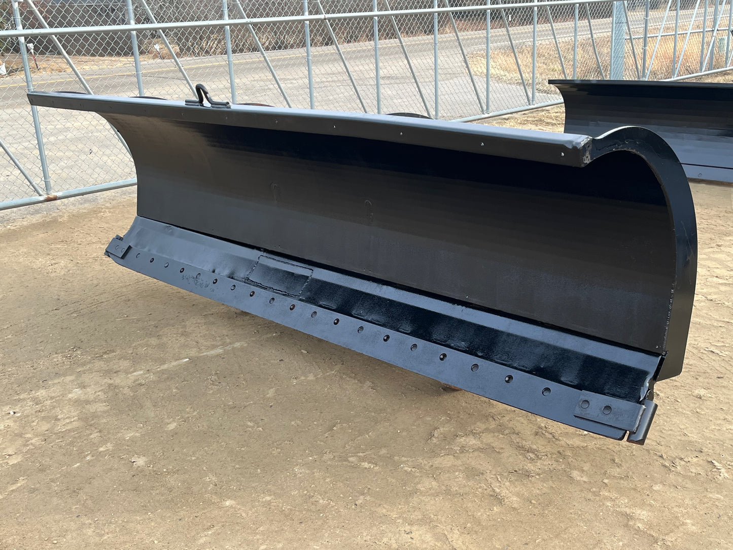 132 IN Hydraulic Reversible Snow Plow To Fit Truck