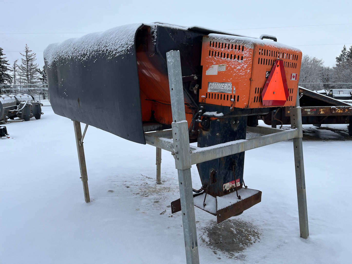 Commercial 8 FT Sander Spreader