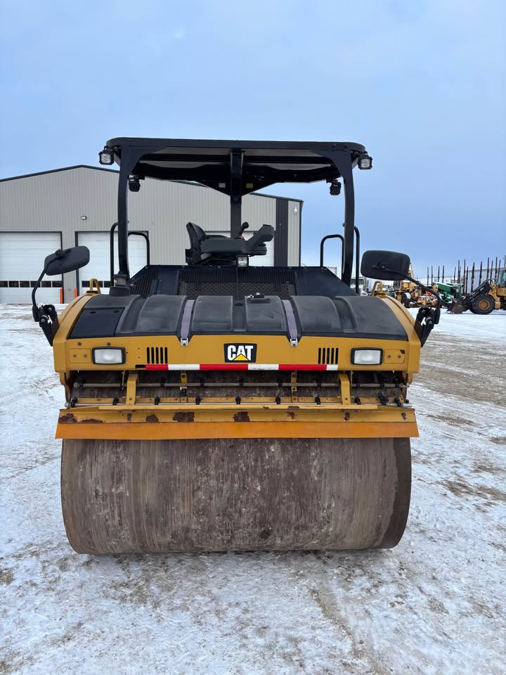 2017 Cat CB64B Roller