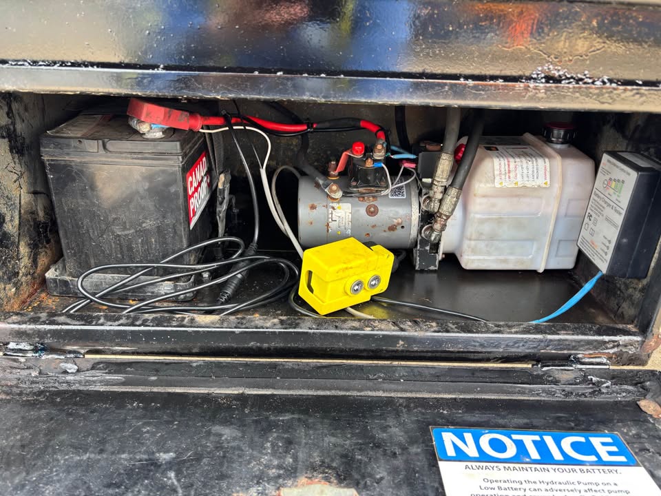 2020 Iron Bull Hydraulic Dovetail