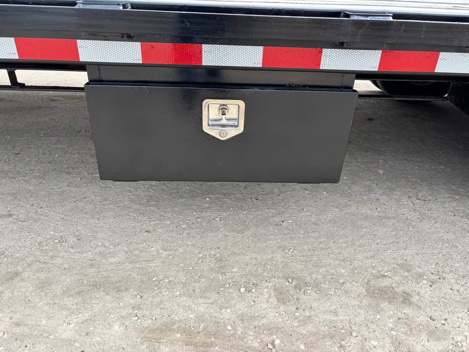 2020 Iron Bull Hydraulic Dovetail