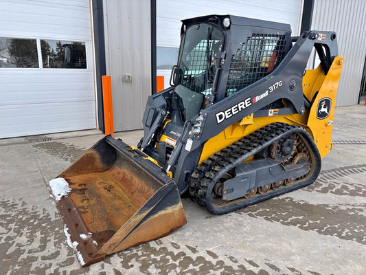 2023 John Deere 317G Only 119 hours