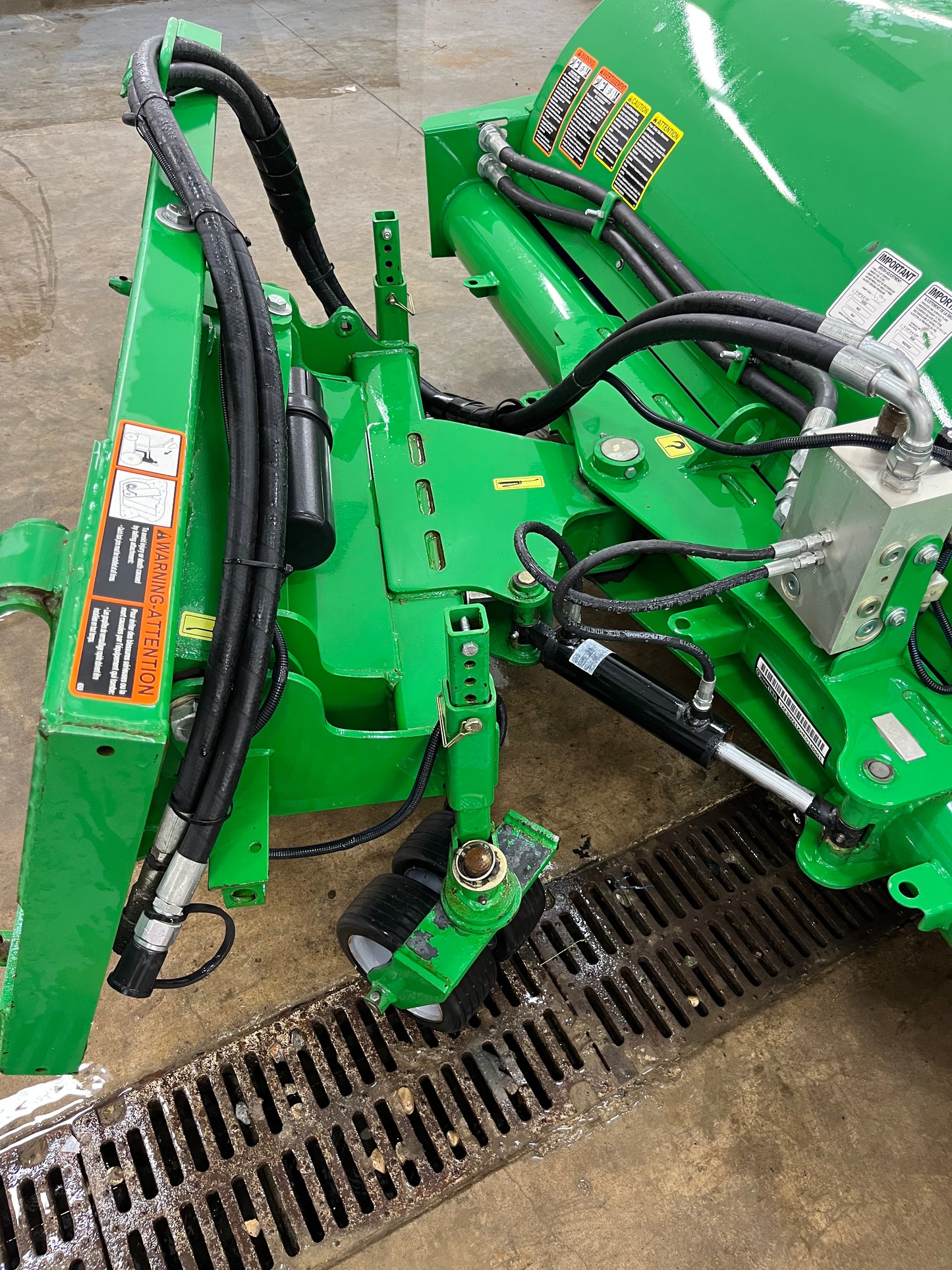 John Deere Frontier SW2172 Rotary Broom