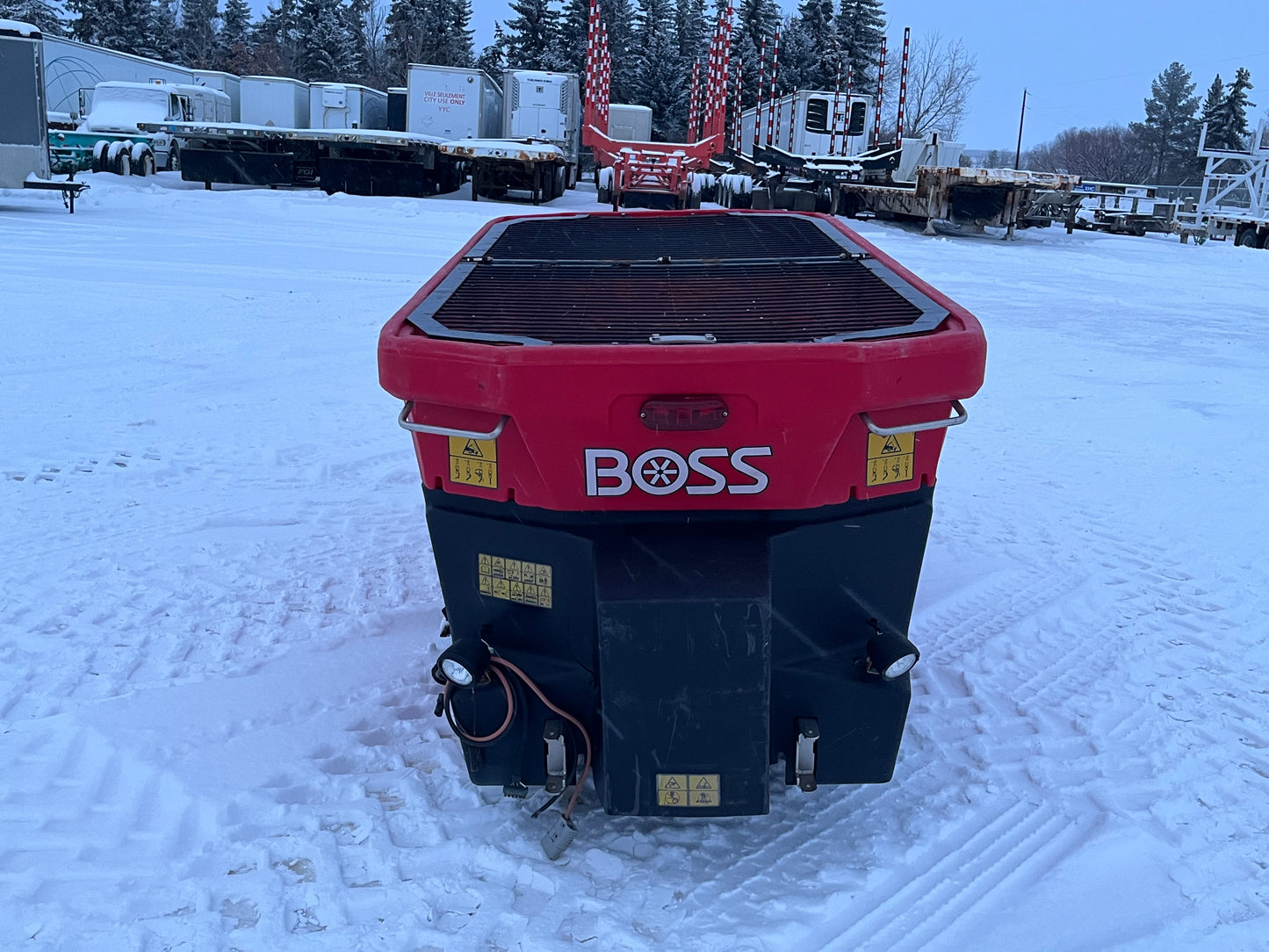 Boss VBX 8000 Spreader Sander