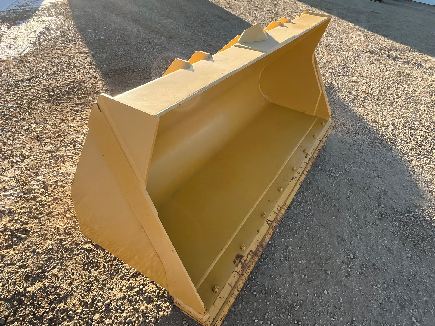 97 IN John Deere Bucket 1.87 CU YD