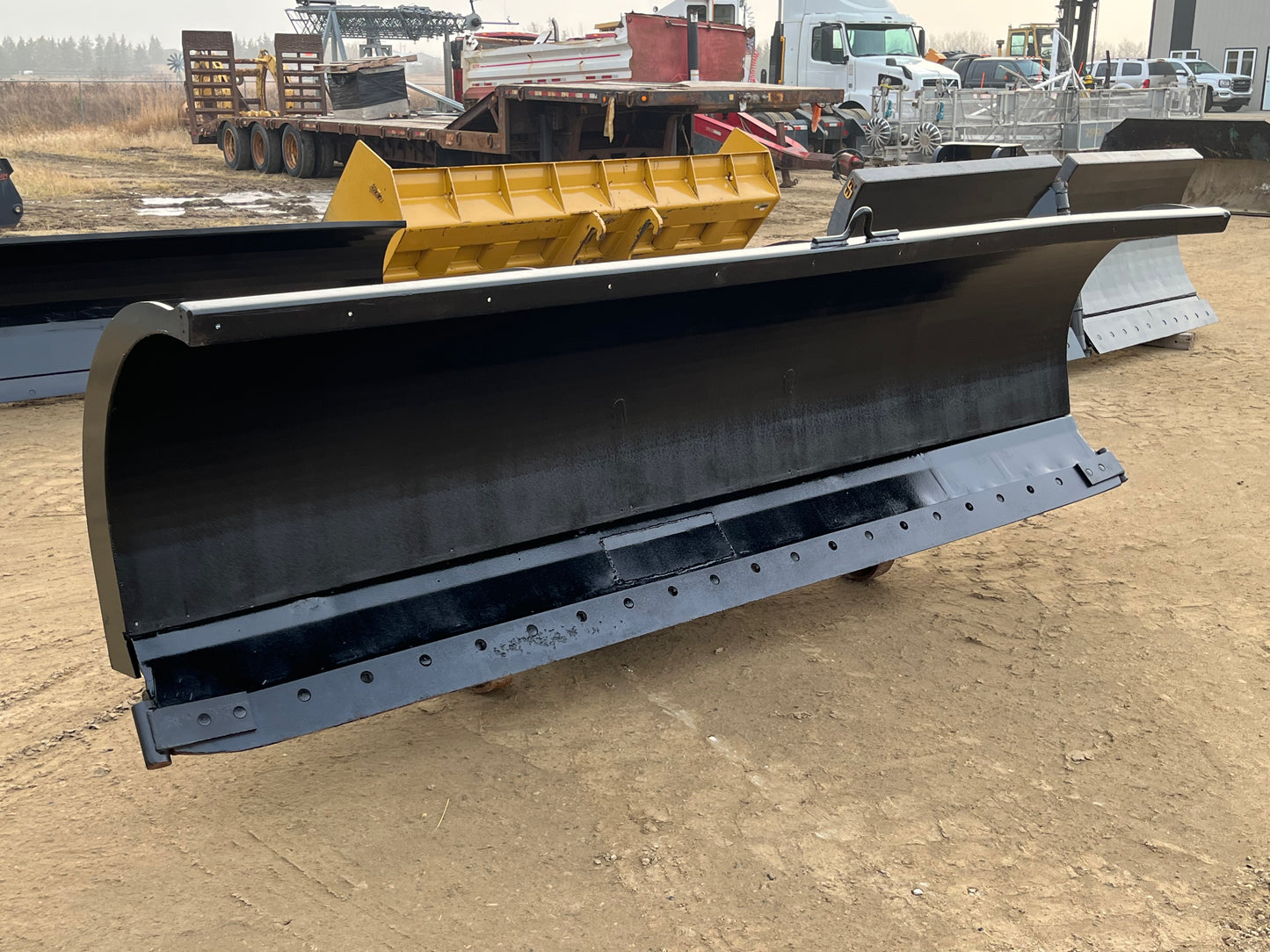 132 IN Hydraulic Reversible Snow Plow To Fit Truck