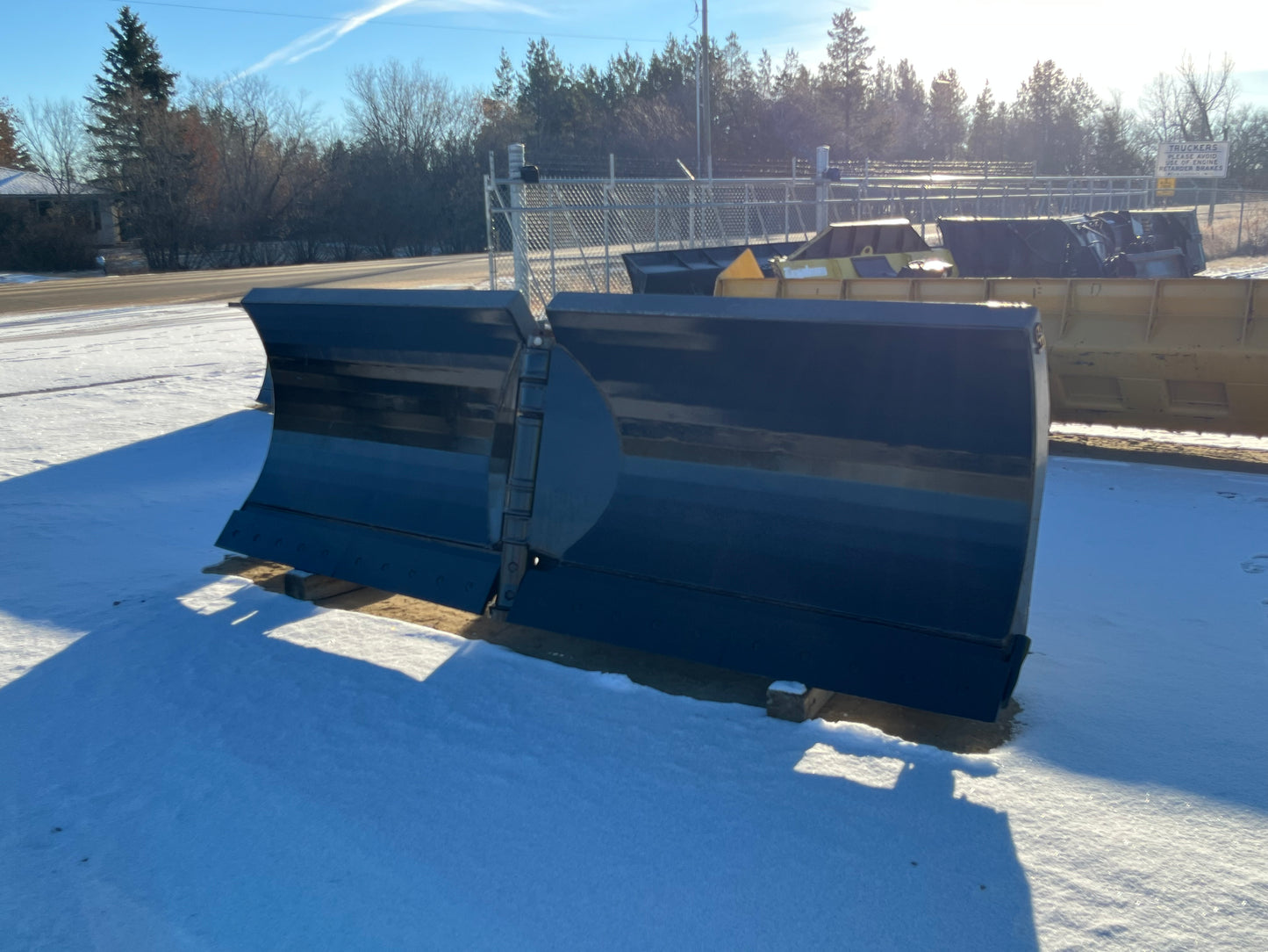 EFI V Snow Plow Hydraulic Reversible 42 x 132