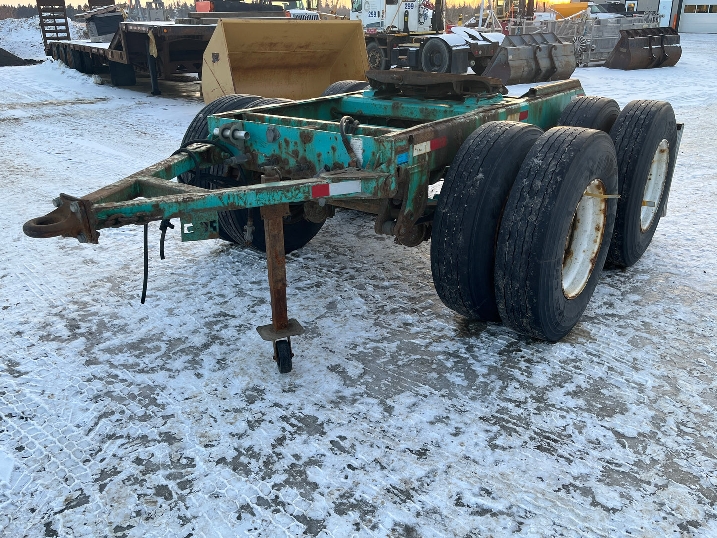 2001 RTL T/A Converter Dolly