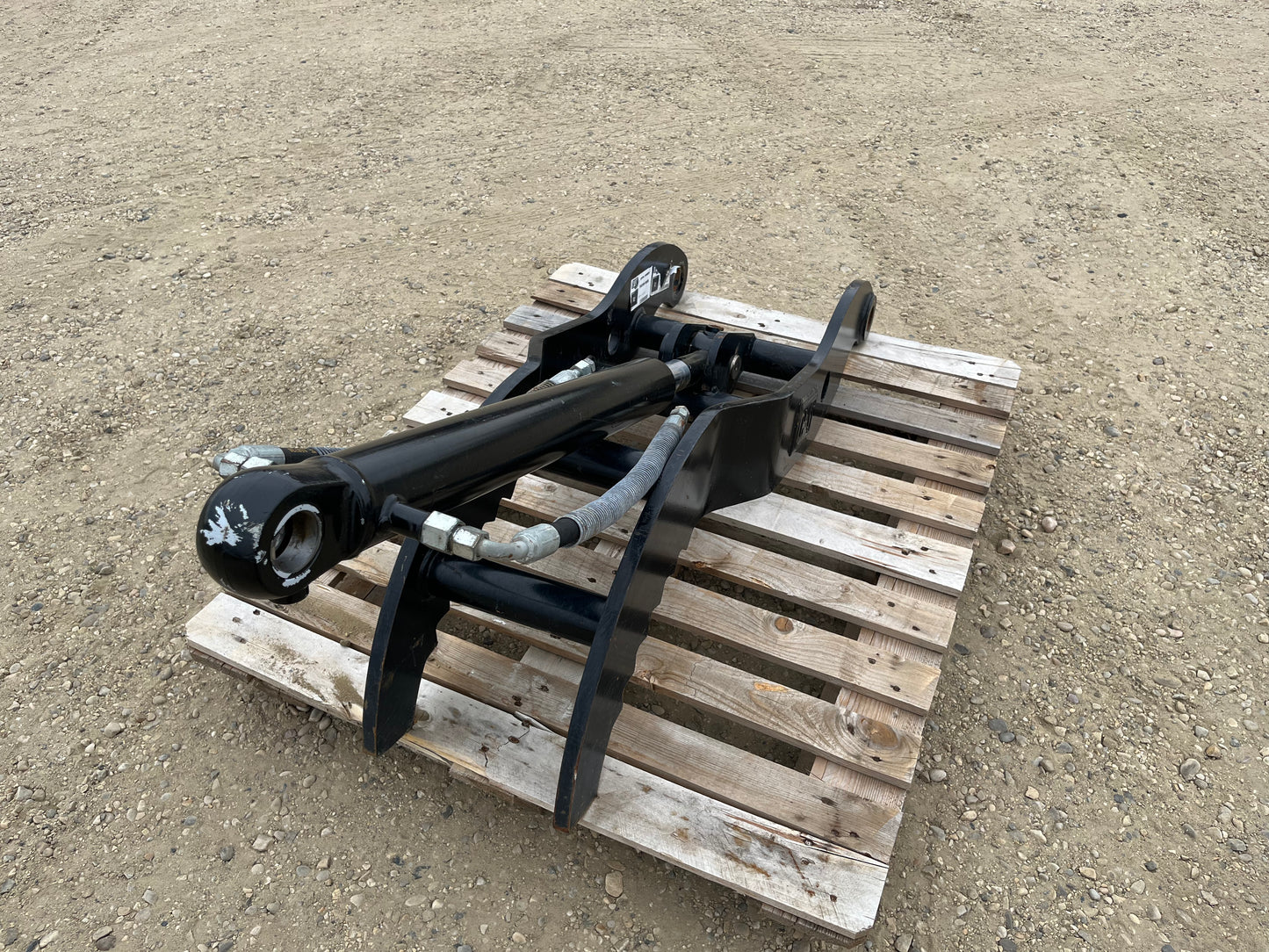 CAT Thumb with Cylinder (Unused) Model 440-0645