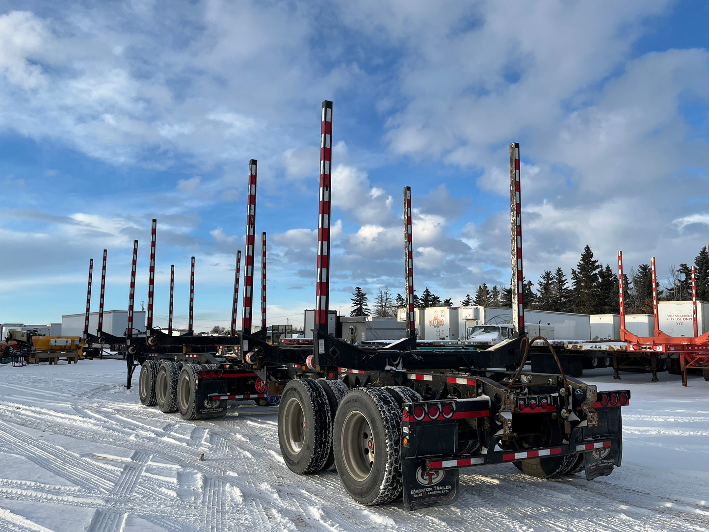 2023 Doepker Super B (King B Ready) Log Trailer