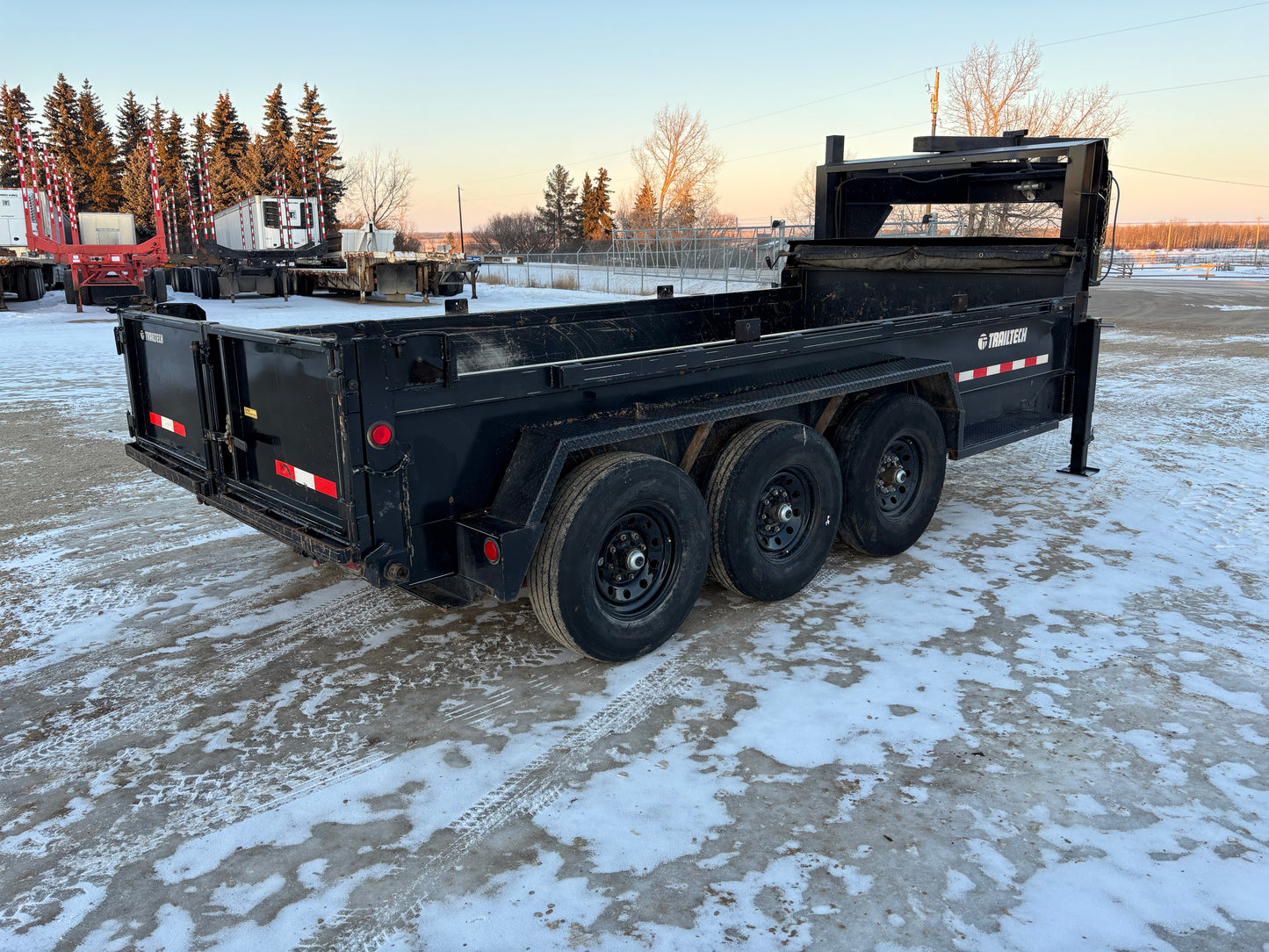 2022 Trailtech Gooseneck Tri/A 16 FT Dump Trailer