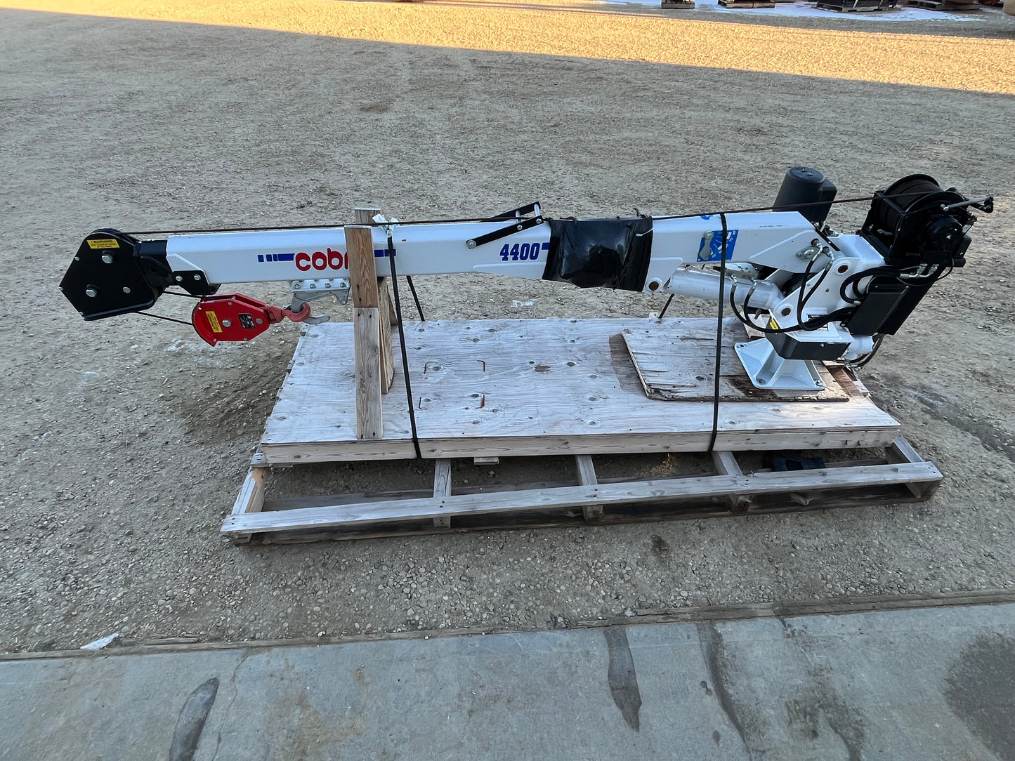 2018 Maxilift Cobra 4400 Crane