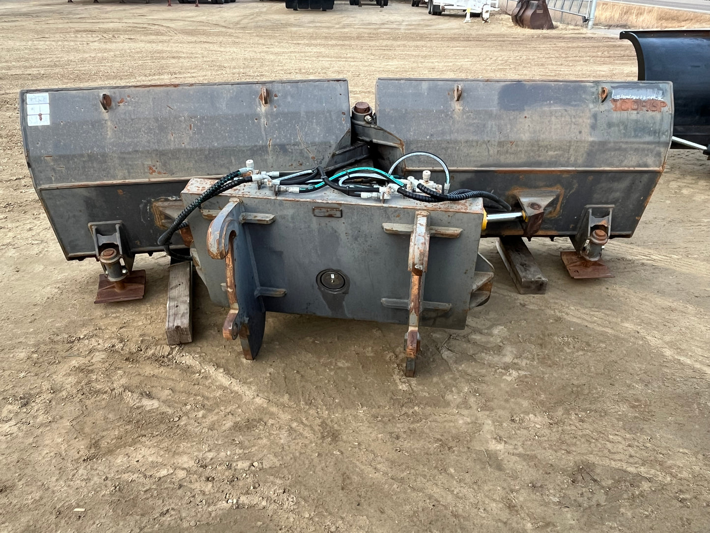 EFI V Snow Plow Hydraulic Reversible 42 x 132