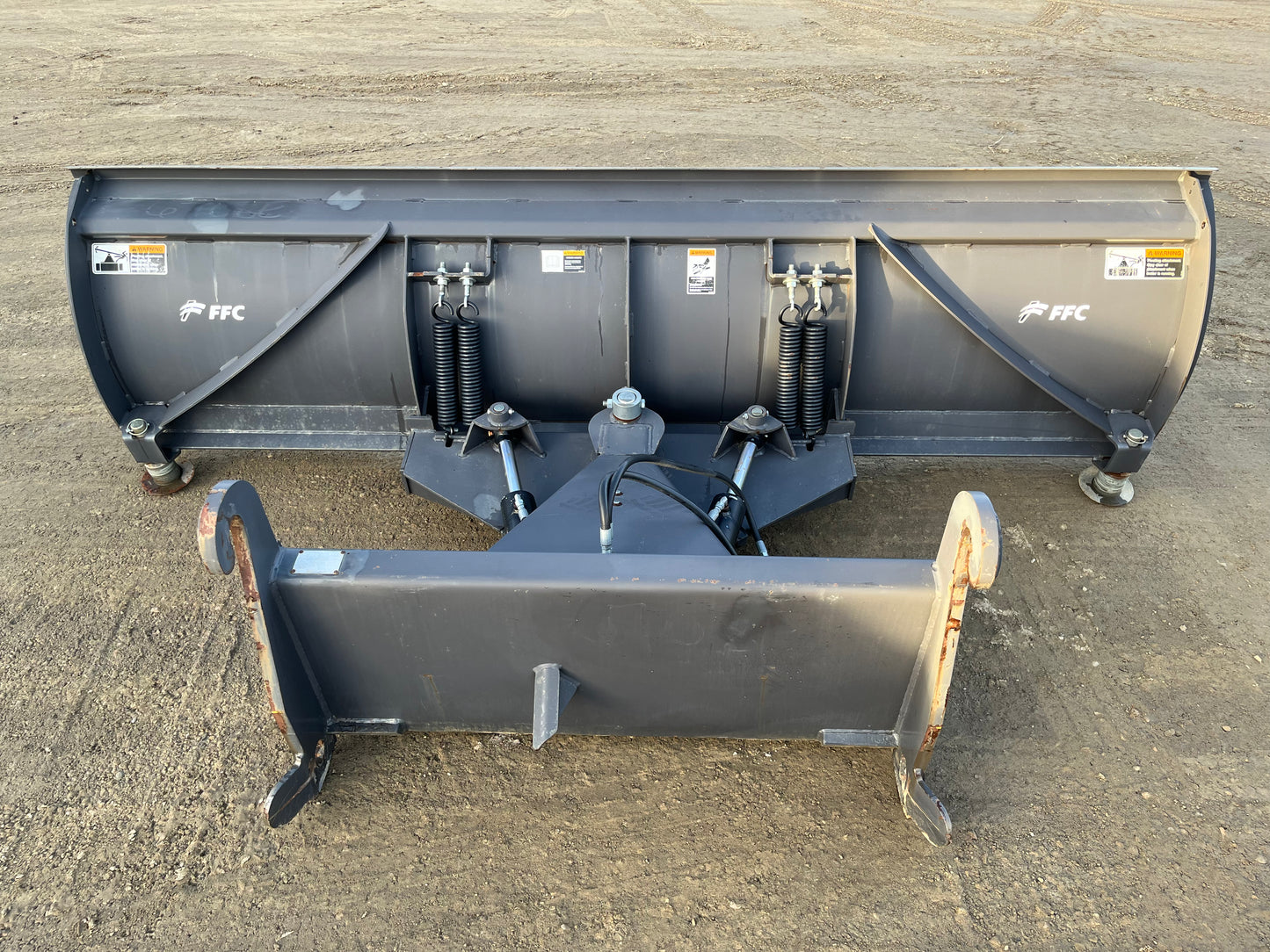 10 FT FFC Hydraulic Reversible Snow Plow