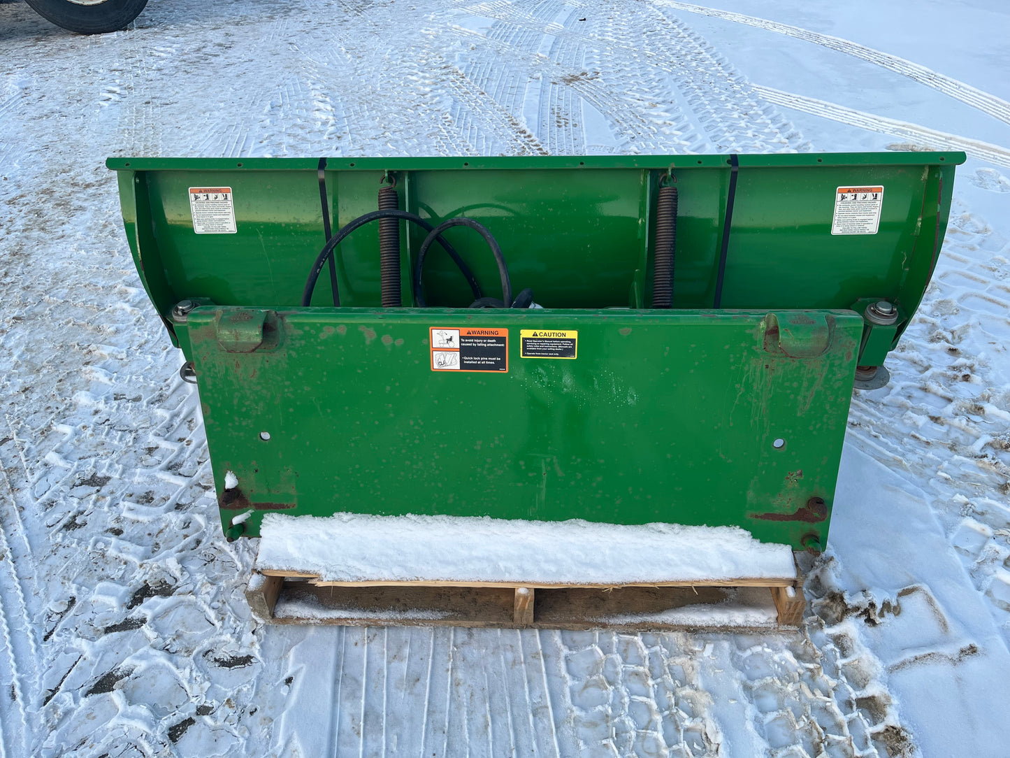 John Deere Frontier Snow Bade 84 IN Like New