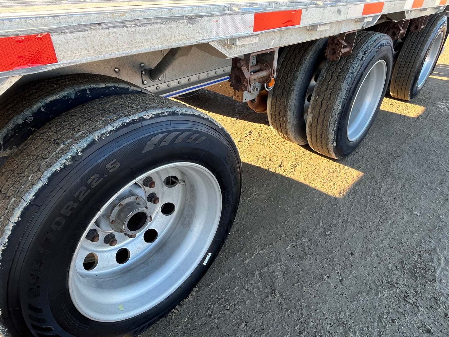 2023 Lode King 53 Ft Step Deck Trailer All Aluminum