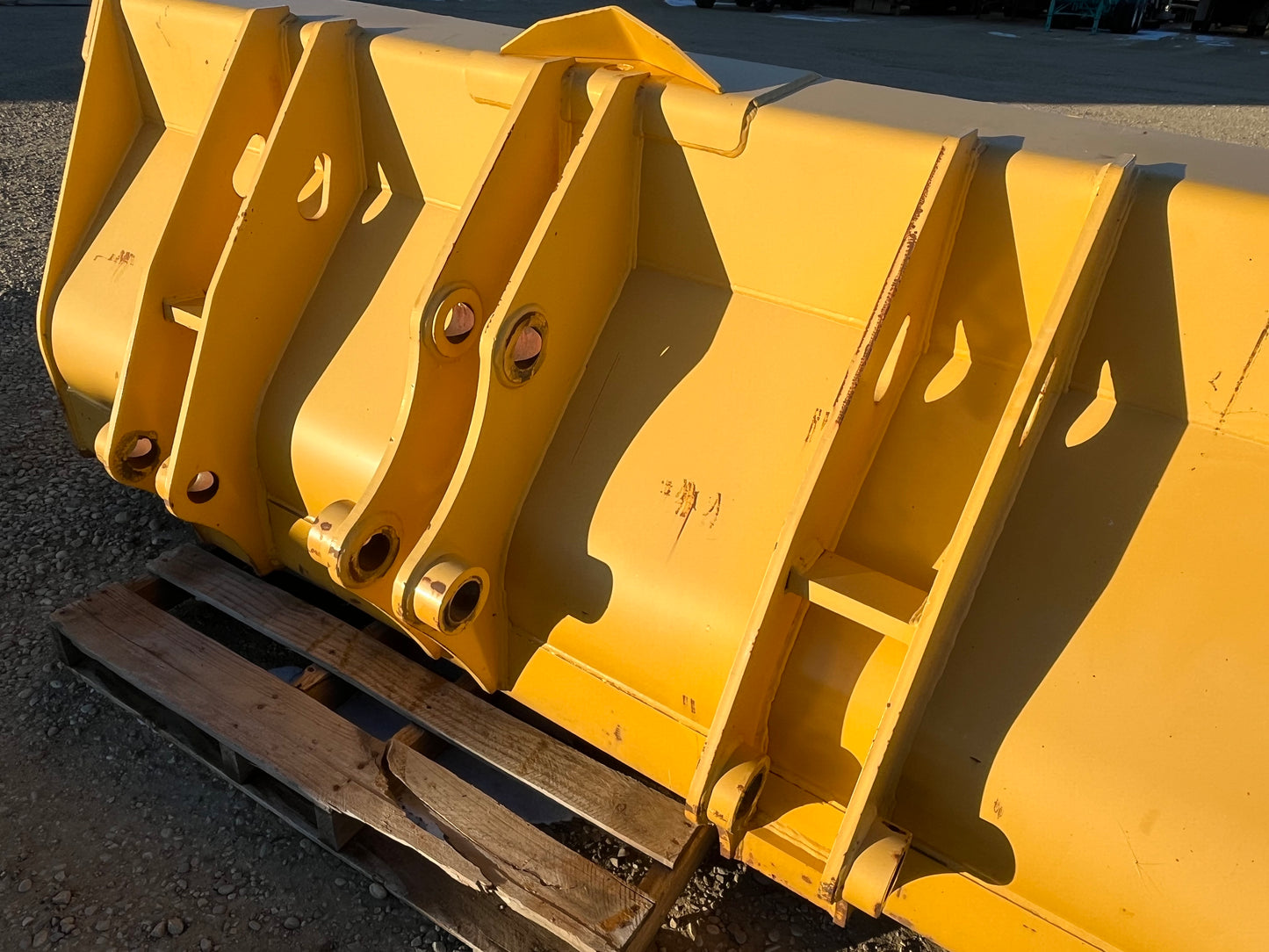 97 IN John Deere Bucket 1.87 CU YD