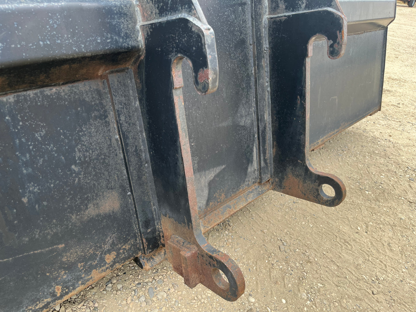 CAT 120 IN Loader Snow Bucket