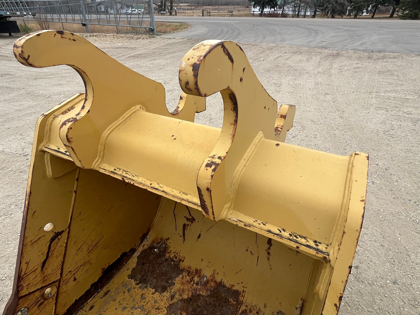 CAT 42 IN Cleanup Bucket (Fits 315C)