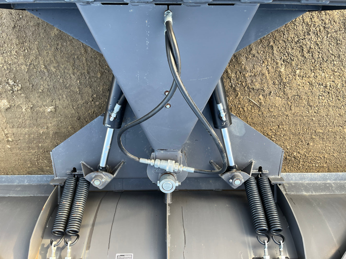 10 FT FFC Hydraulic Reversible Snow Plow