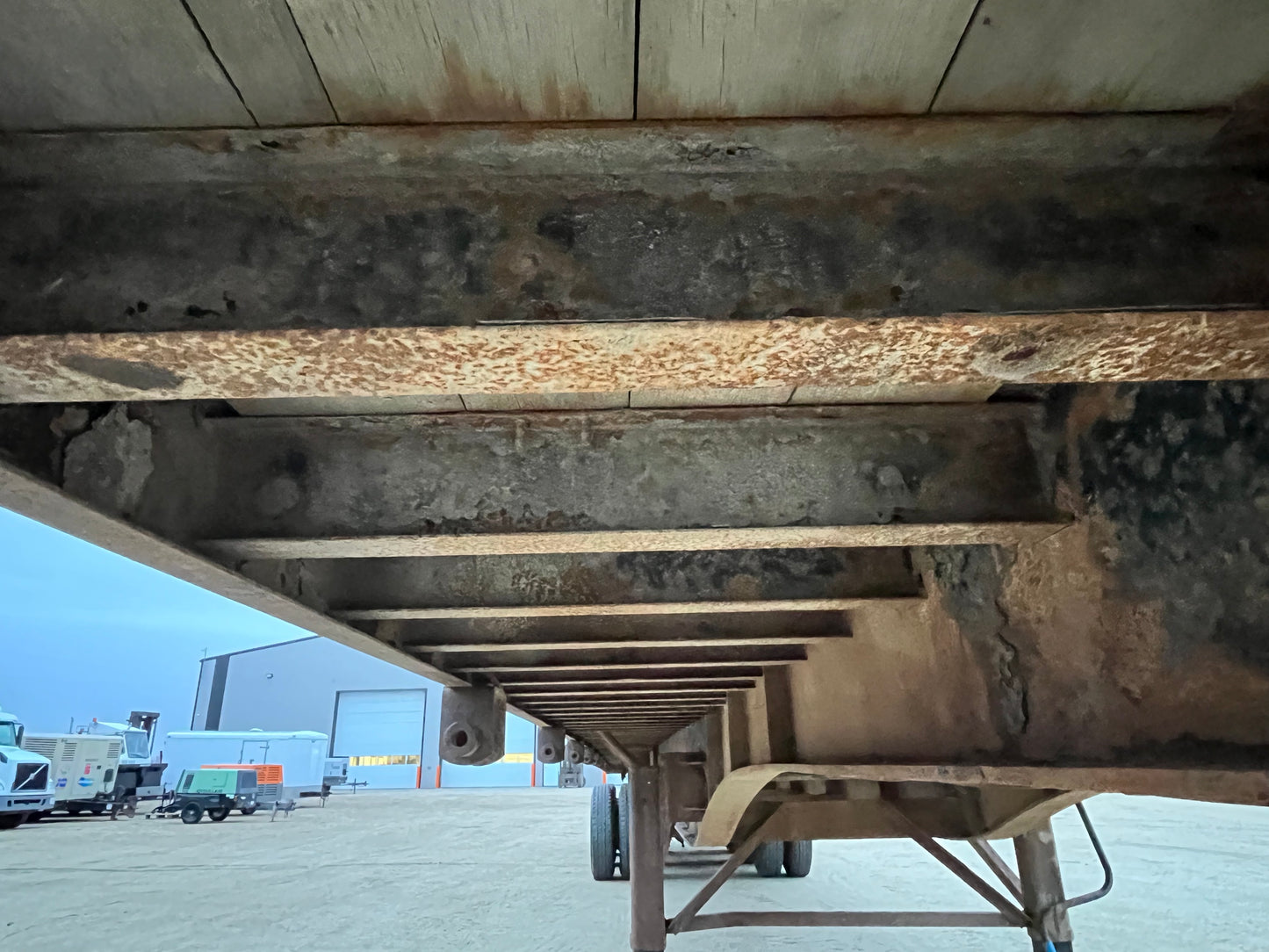 2013 Clark 53 FT Tri/A Flat Deck Trailer