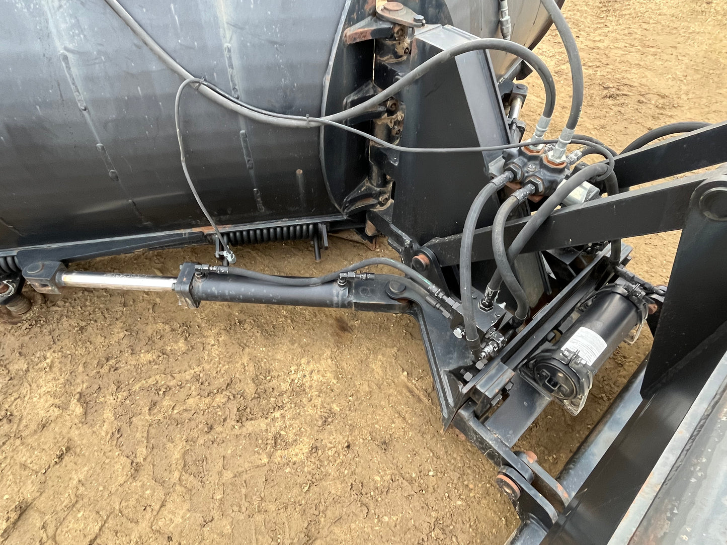 132 IN WBM Hydraulic V Snow Plow To Fit Doosan DL250-3