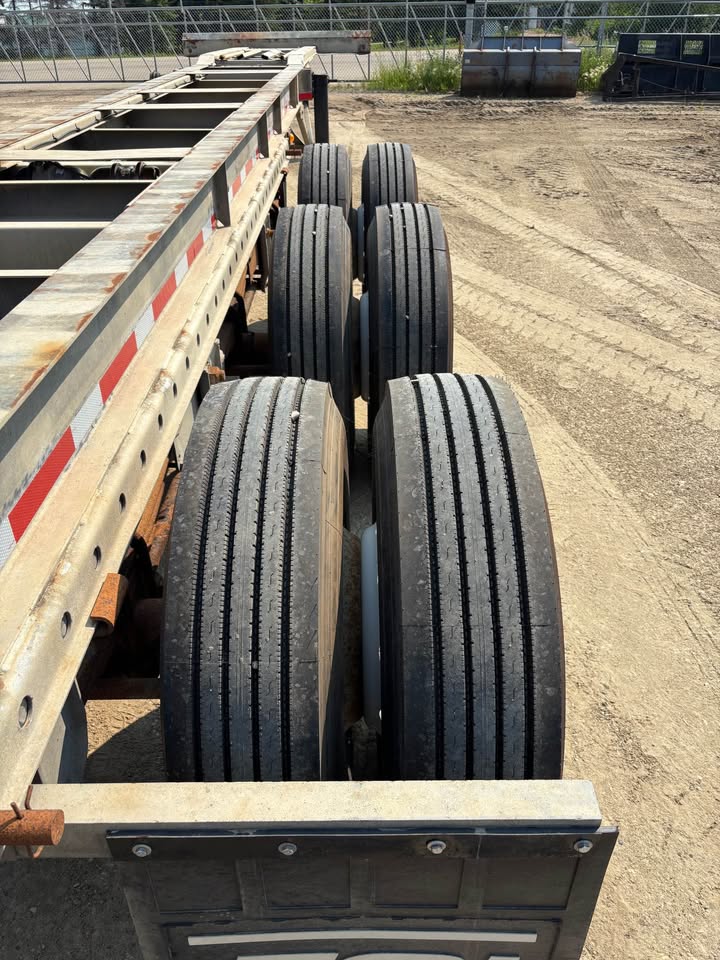 Container Chassis 40-53 ft For Rent