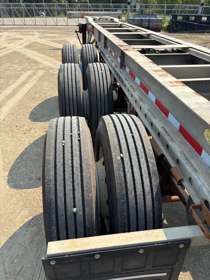 Container Chassis 40-53 ft For Rent